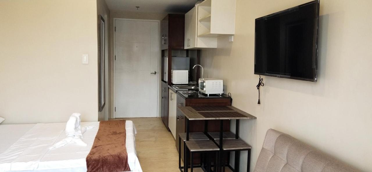 Sunvida Tower Stays Across Sm City Cebu ภายนอก รูปภาพ