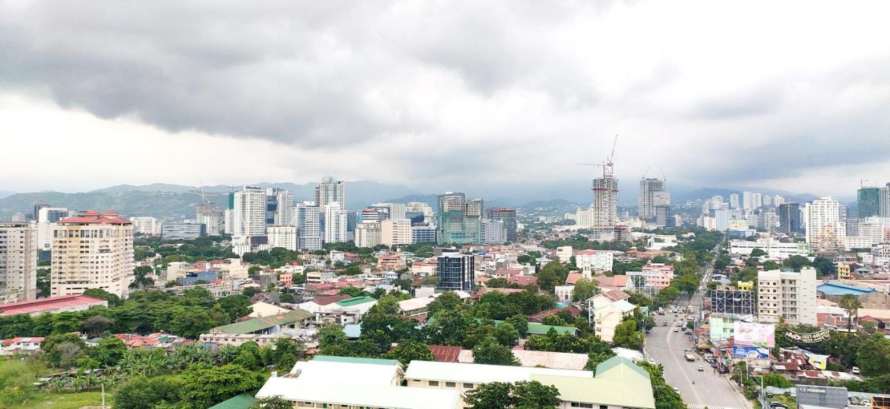 Sunvida Tower Stays Across Sm City Cebu ภายนอก รูปภาพ