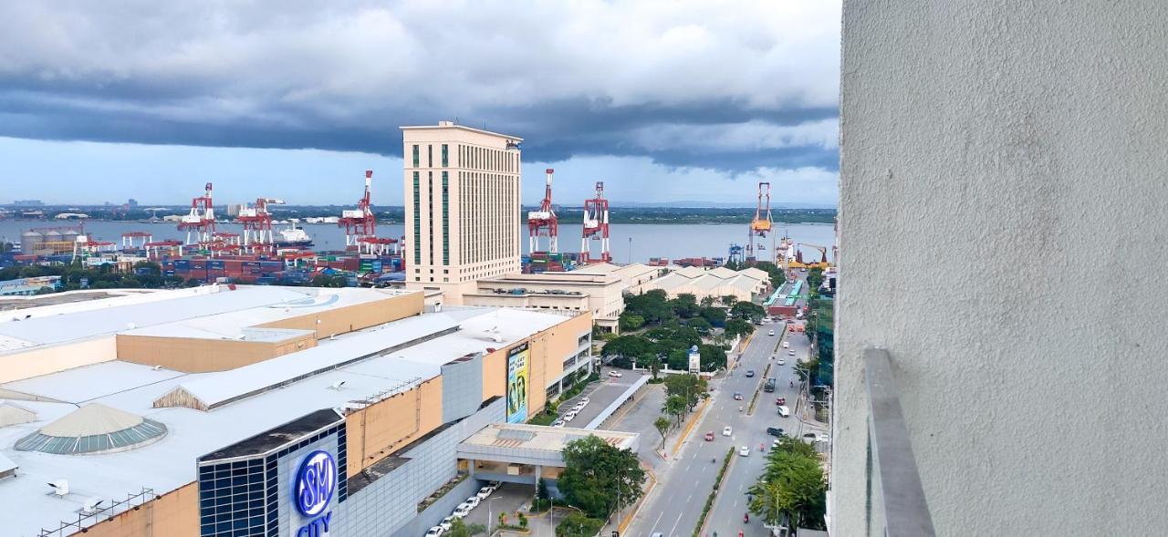Sunvida Tower Stays Across Sm City Cebu ภายนอก รูปภาพ